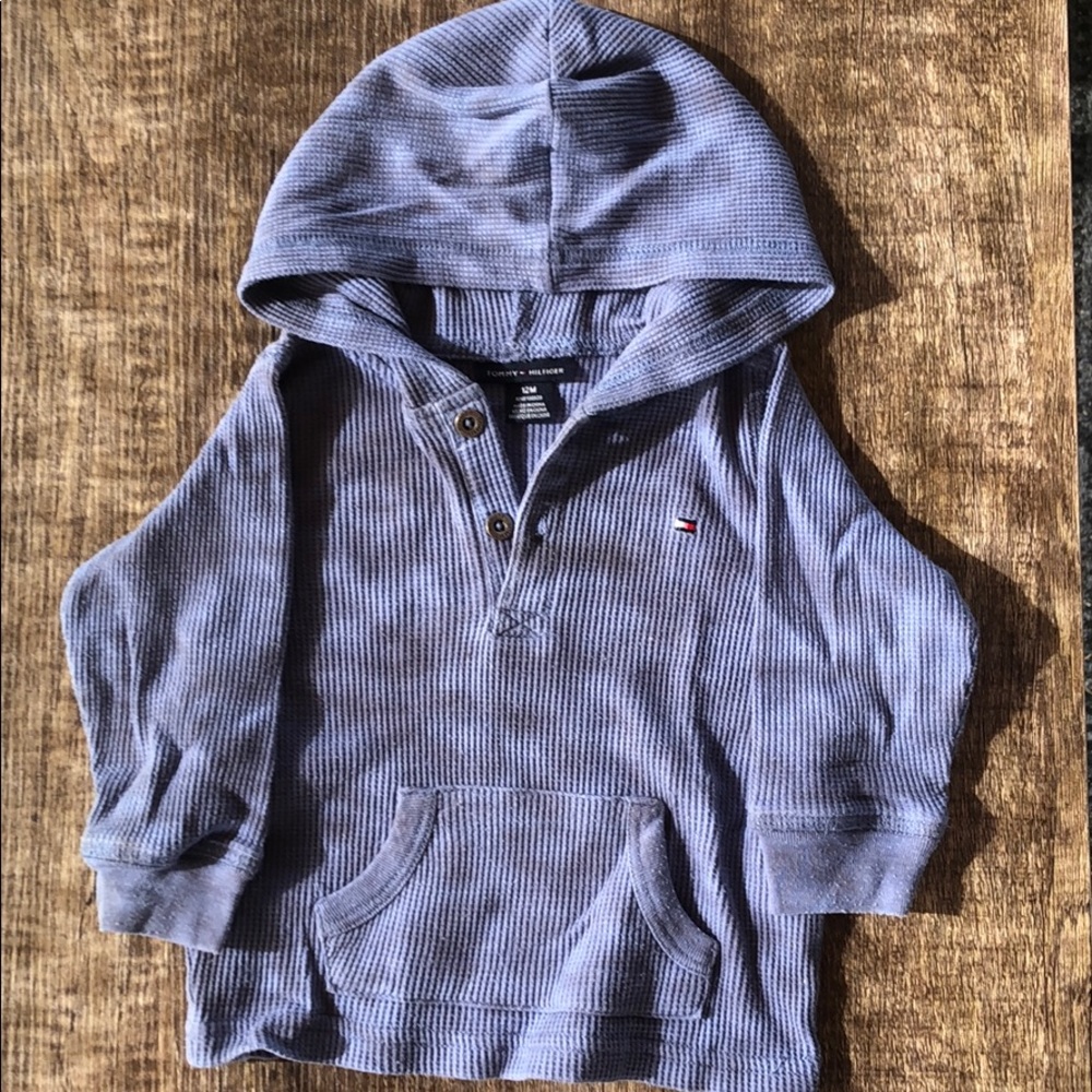 Tommy Hilfiger | 12 M | Long Sleeve Hooded Shirt